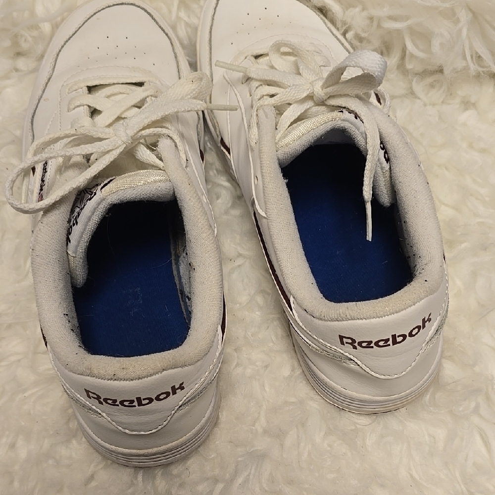 Reebok White and Maroon Sneakers - Picture 6 of 9